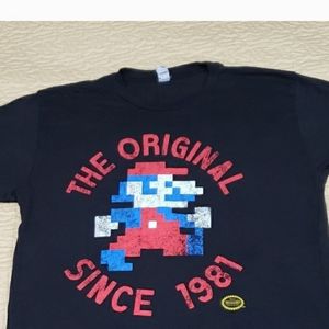 Super Mario T shirt size L